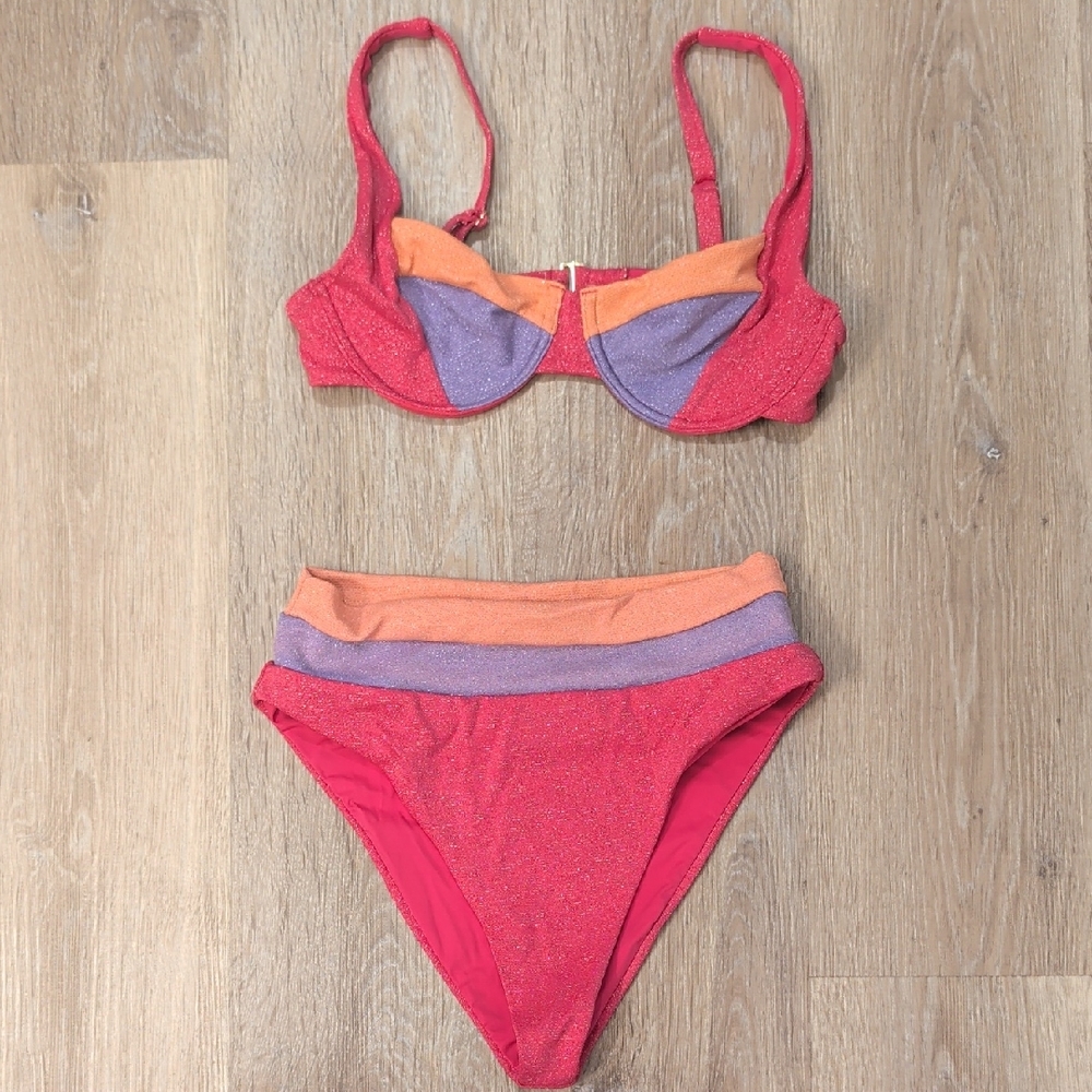 Beach Riot Bikini - Picture 2 of 5